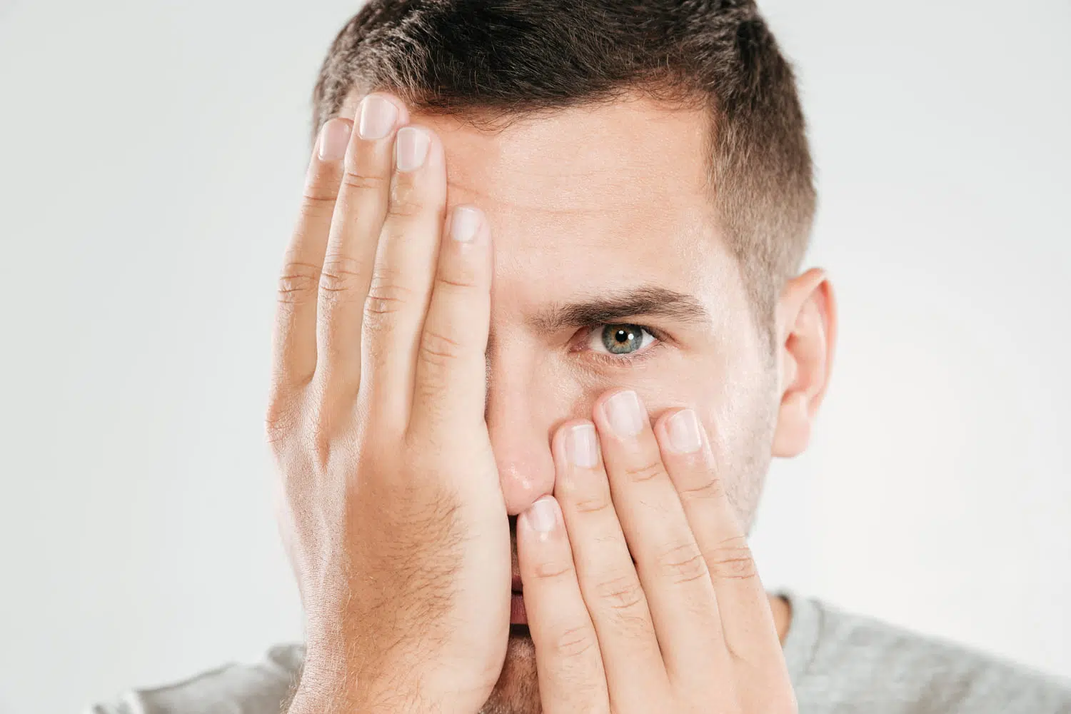 Párpados Caídos: causas y soluciones para rejuvenecer tu mirada