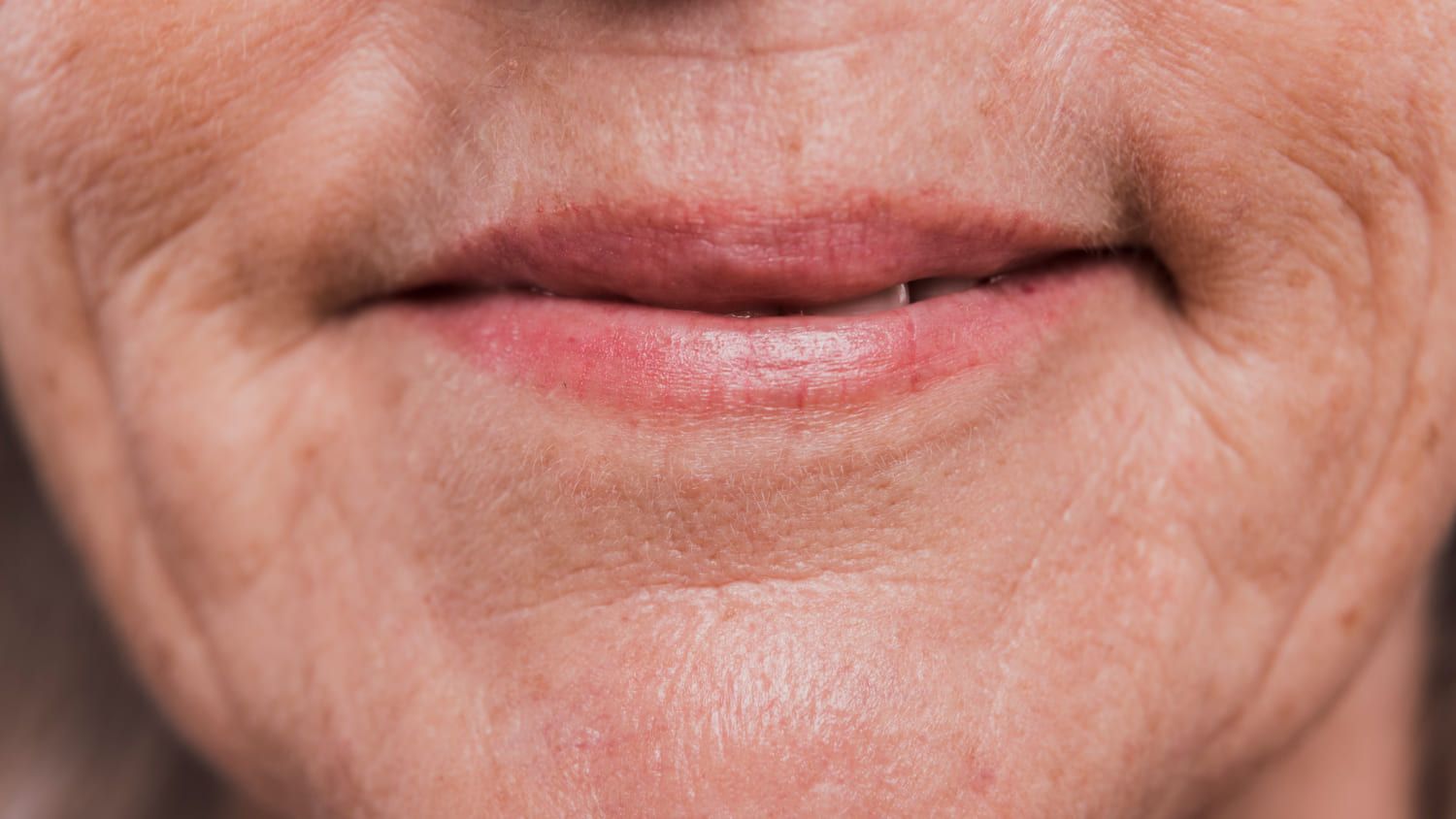 ¿Cómo eliminar el código de barras de los labios?